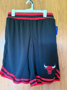 Chicago Bulls Black & Red NBA Shorts NWT